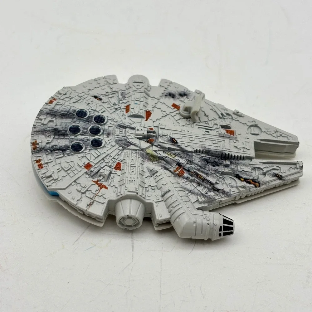 Hot Wheel Star Wars Millennium Falcon Battle Damage Starships 3
